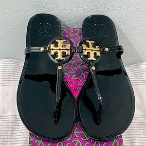 Tory Burch mini miller flat thong